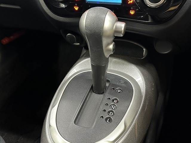 NISSAN JUKE 2017 Image 31