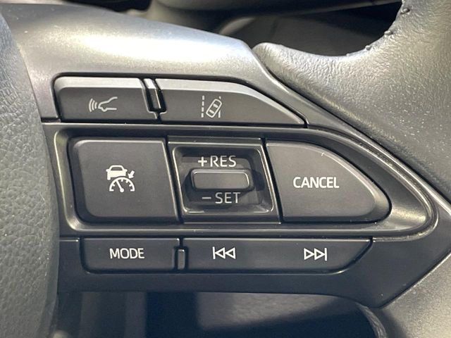 TOYOTA YARIS CROSS HYBRID 2021 Image 31