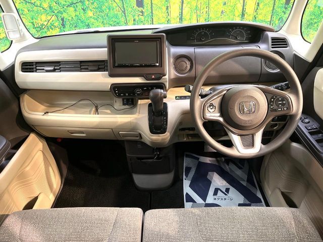 HONDA N BOX 2017 Image 31