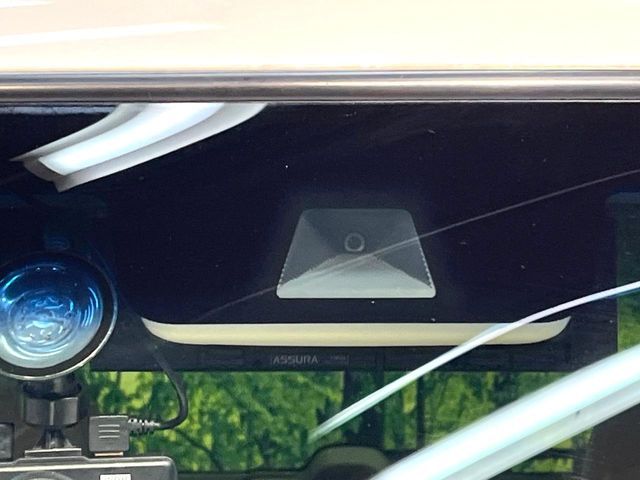 HONDA N BOX 2017 Image 31