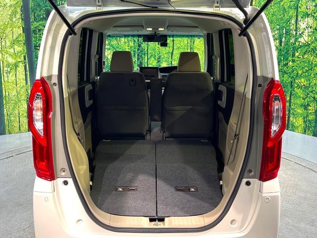 HONDA N BOX 2017 Image 31