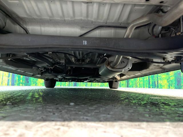 HONDA N BOX 2017 Image 31