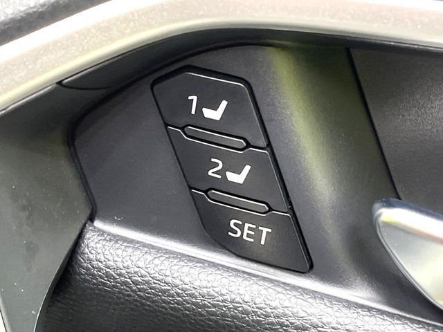 TOYOTA RAV4 4WD 2023 Image 31