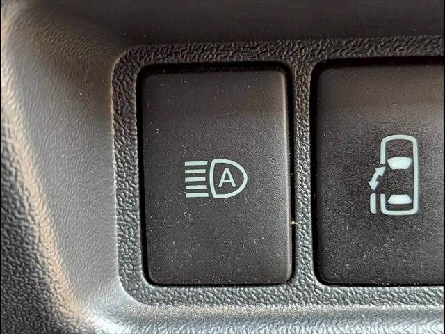 TOYOTA HIACE VAN 2WD 2020 Image 31