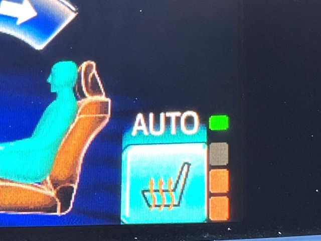 TOYOTA CROWN SEDAN HYBRID 2013 Image 31