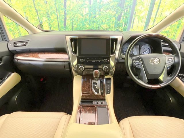 TOYOTA ALPHARD HYBRID 4WD 2022 Image 31