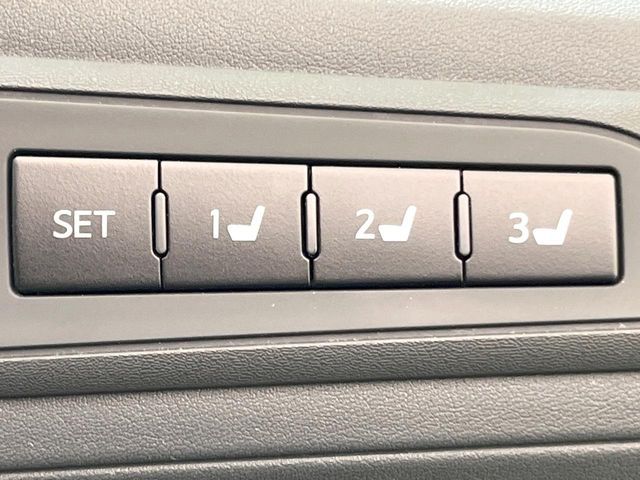 TOYOTA ALPHARD HYBRID 4WD 2022 Image 31