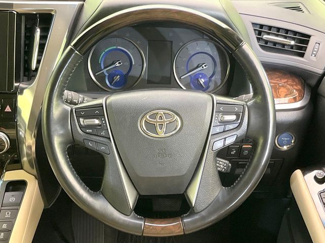 TOYOTA ALPHARD HYBRID 4WD 2022 Image 31
