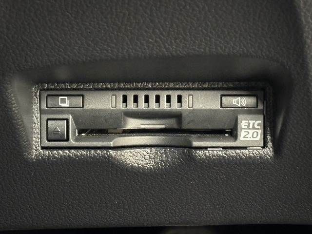 TOYOTA PRIUS 2021 Image 31