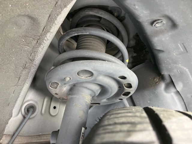 NISSAN ELGRAND 2012 Image 31