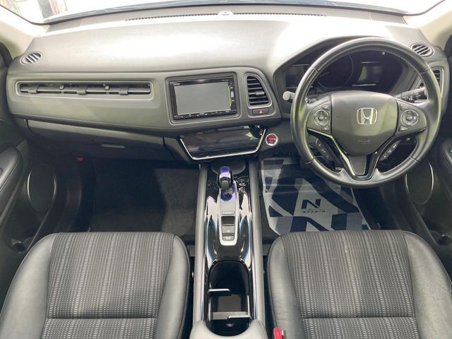 HONDA VEZEL HYBRID 2017 Image 31