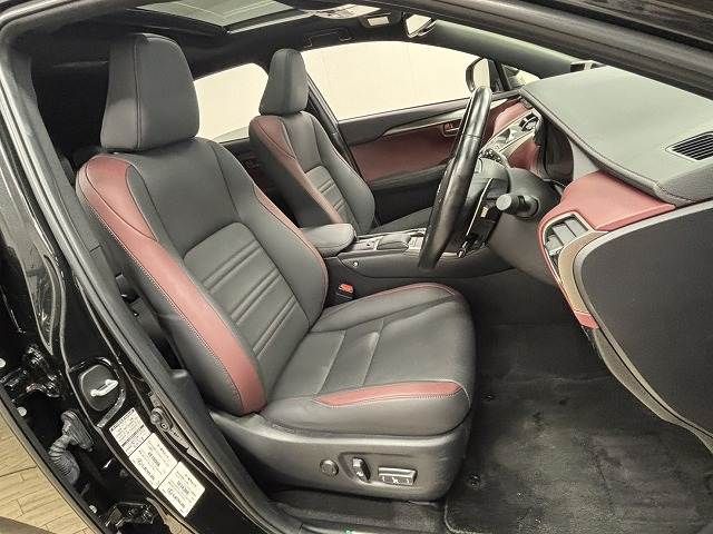 TOYOTA LEXUS NX300H 2021 Image 31