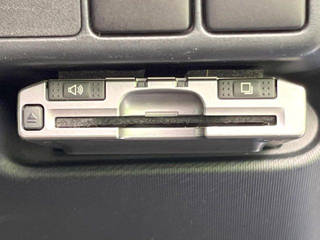 TOYOTA AQUA 2013 Image 31