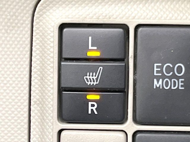 TOYOTA AQUA 2013 Image 31