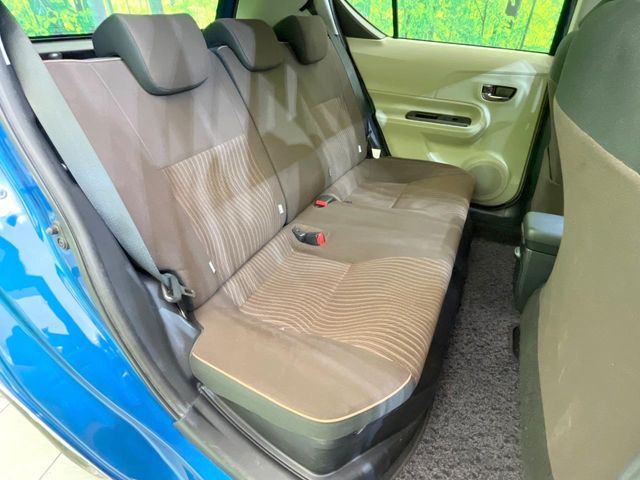 TOYOTA AQUA 2013 Image 31