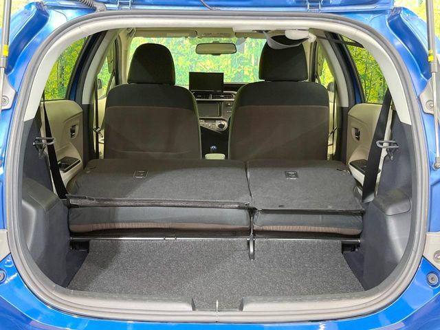 TOYOTA AQUA 2013 Image 31