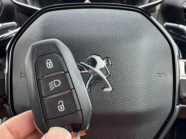 PEUGEOT 208 2022 Image 31