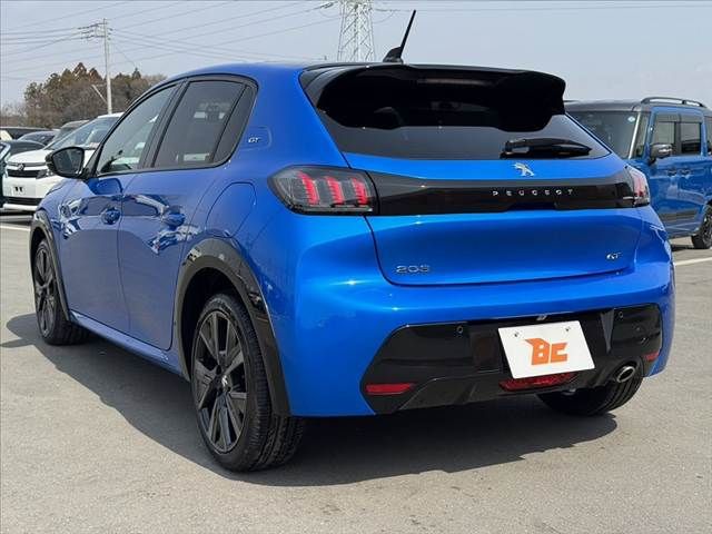 PEUGEOT 208 2022 Image 31