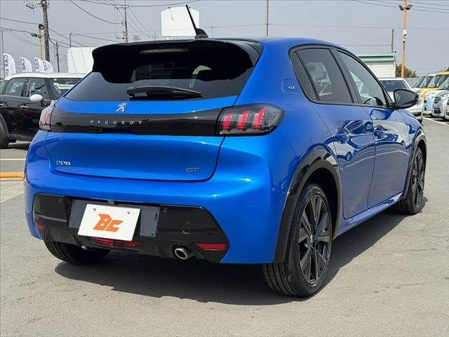 PEUGEOT 208 2022 Image 31