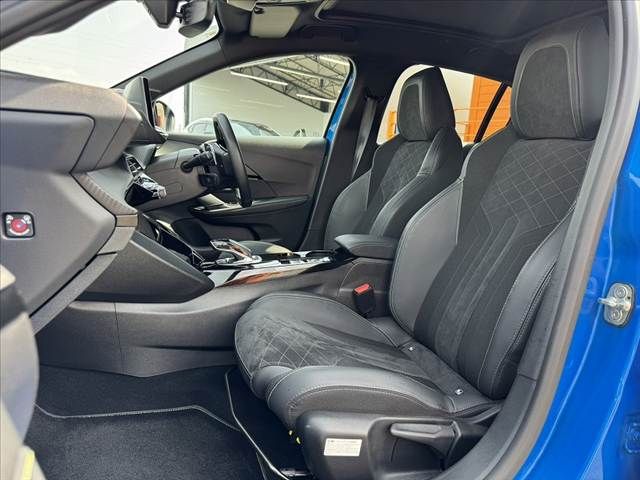 PEUGEOT 208 2022 Image 31