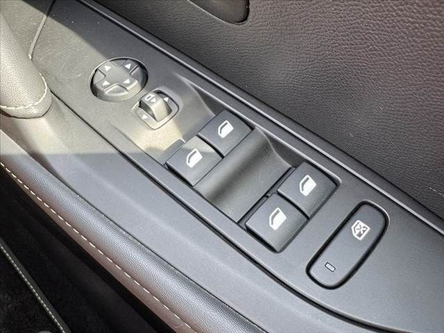 PEUGEOT 208 2022 Image 31