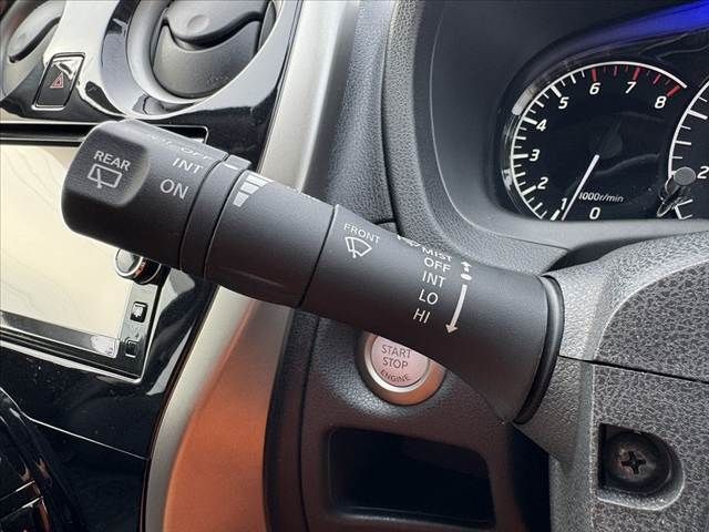 NISSAN NOTE 2013 Image 31