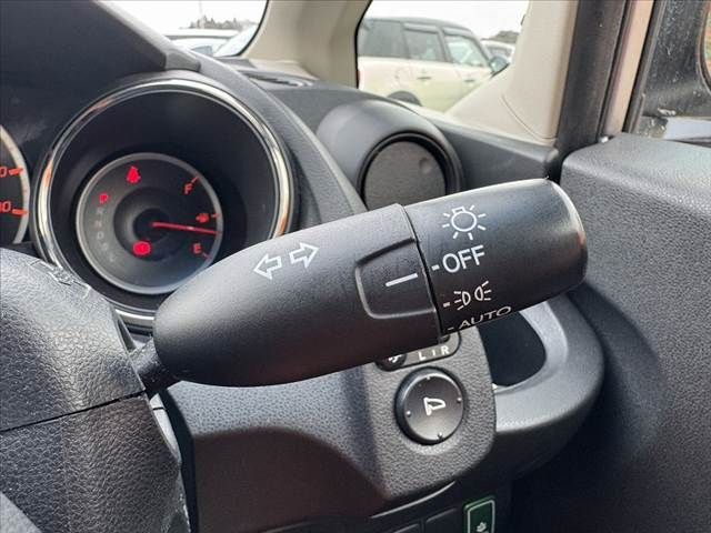 HONDA FIT 2013 Image 31