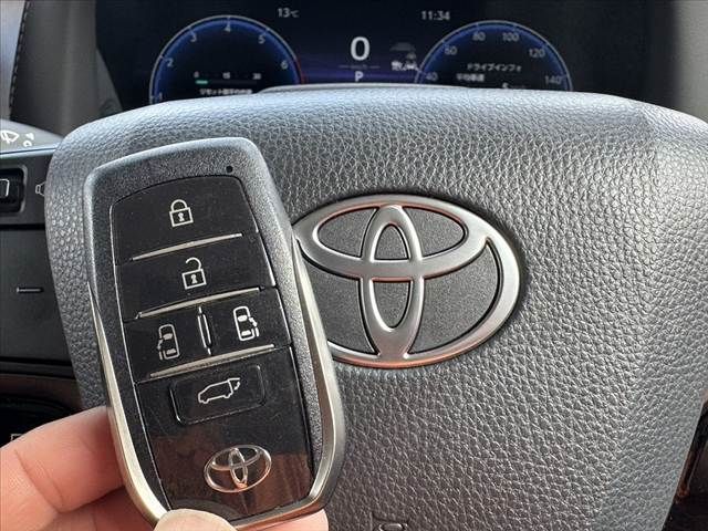 TOYOTA ALPHARD HYBRID 4WD 2025 Image 31