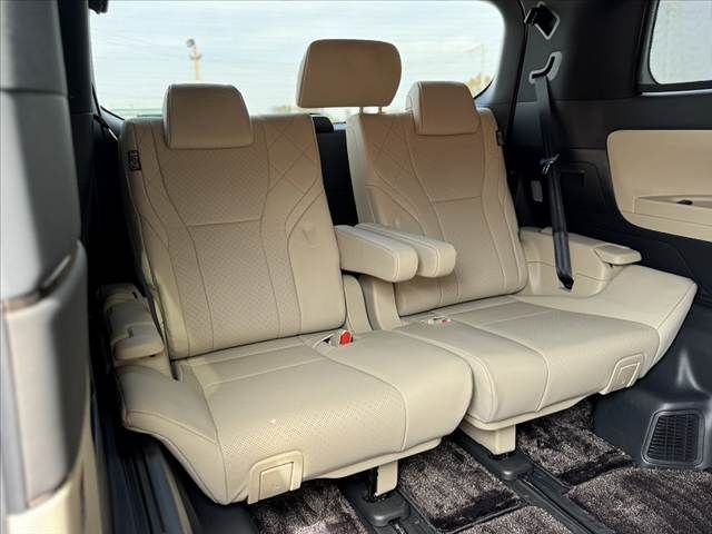 TOYOTA ALPHARD HYBRID 4WD 2025 Image 31