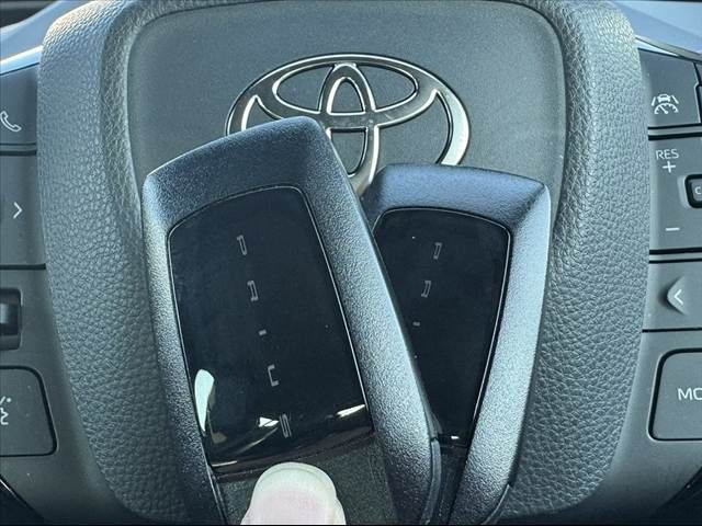 TOYOTA PRIUS 2025 Image 31