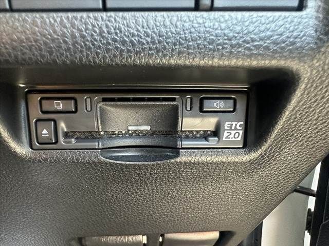 TOYOTA HARRIER 2WD 2023 Image 31