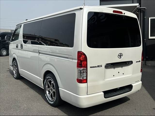 TOYOTA REGIUSACE VAN 2WD 2019 Image 31