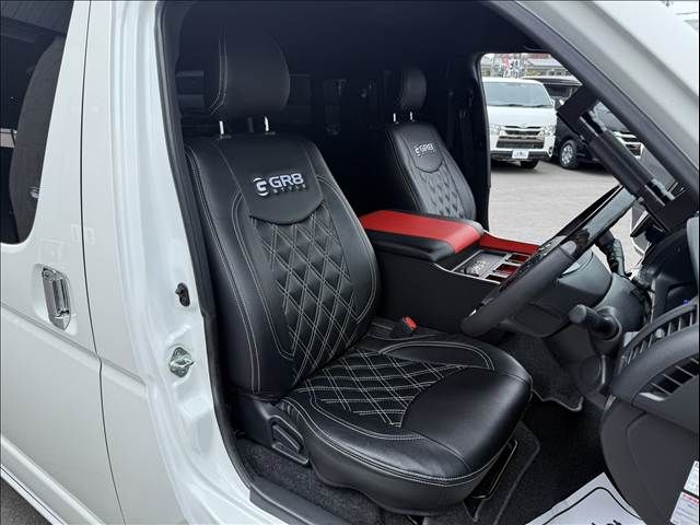 TOYOTA HIACE VAN 4WD 2023 Image 31