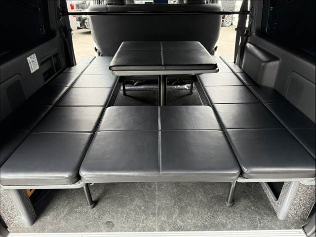 TOYOTA HIACE VAN 4WD 2023 Image 31