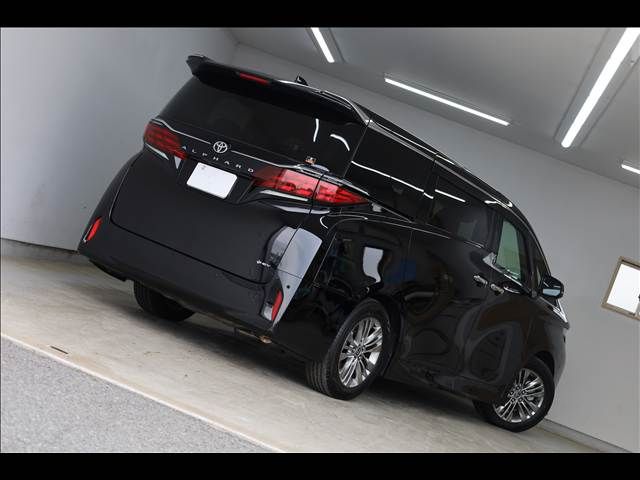 TOYOTA ALPHARD 2025 Image 31
