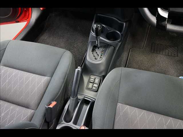 TOYOTA AQUA 2020 Image 31