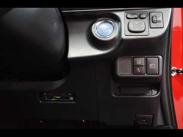 TOYOTA AQUA 2020 Image 31