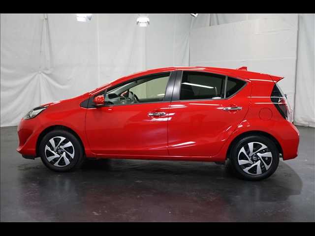 TOYOTA AQUA 2020 Image 31