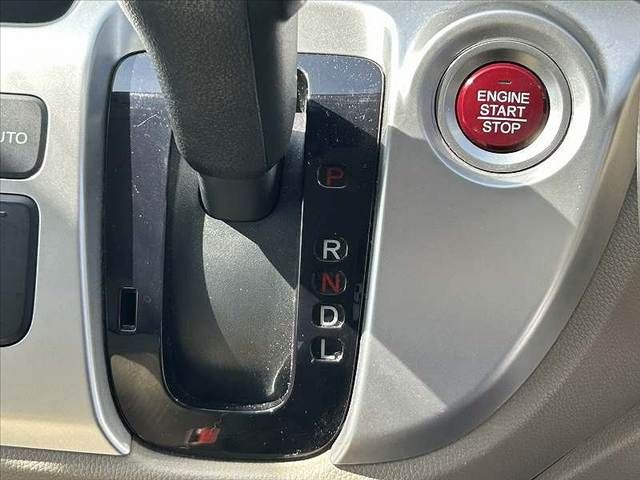 HONDA N-WGN 2015 Image 31