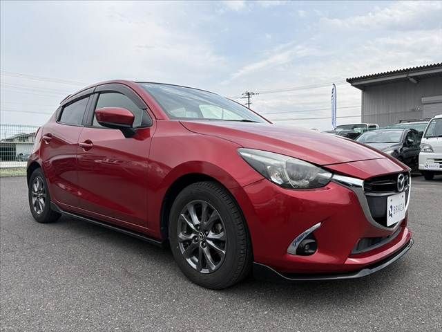 MAZDA DEMIO 2017 Image 31