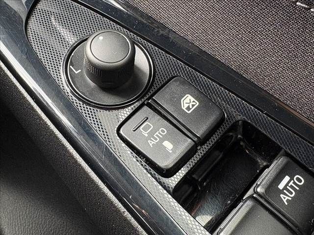 MAZDA DEMIO 2017 Image 31