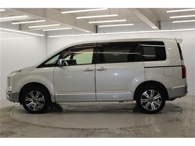 MITSUBISHI DELICA D:5 4WD 2019 Image 31