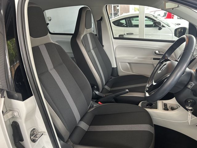 VOLKSWAGEN UP! 2018 Image 31