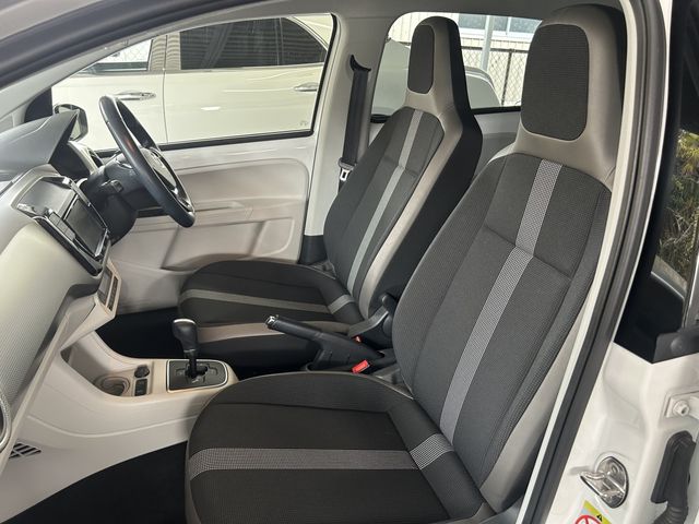 VOLKSWAGEN UP! 2018 Image 31