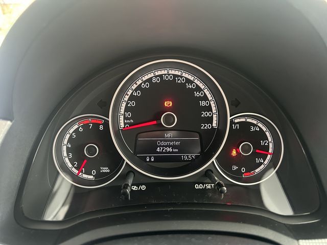 VOLKSWAGEN UP! 2018 Image 31