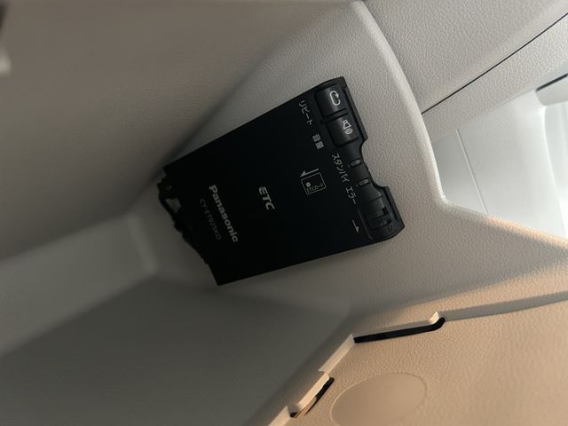 VOLKSWAGEN UP! 2018 Image 31