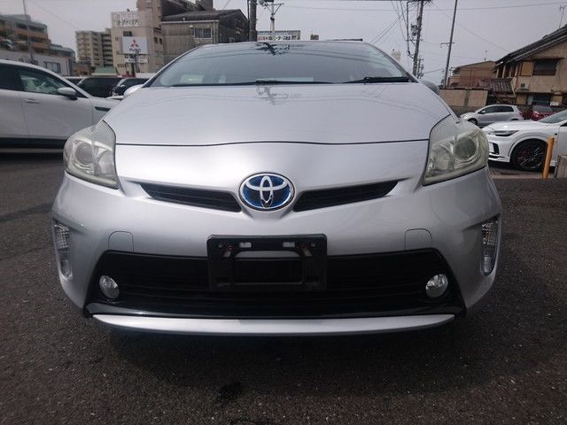 TOYOTA PRIUS 2013 Image 31