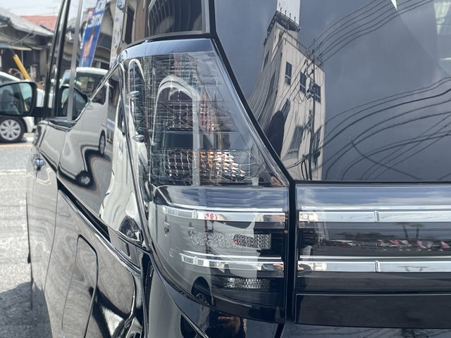 TOYOTA VOXY 2022 Image 31