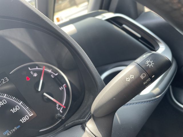 TOYOTA VOXY 2022 Image 31