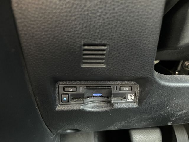 TOYOTA VOXY 2022 Image 31